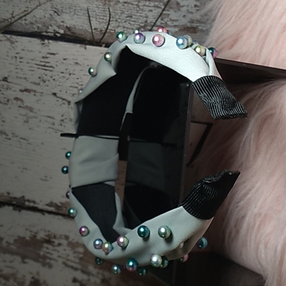 Pearl Embellished HeadBand Grey - Picture 6 of 11